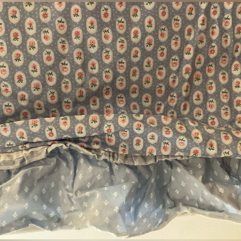 Vintage Shabby Chic Ruffled Valance